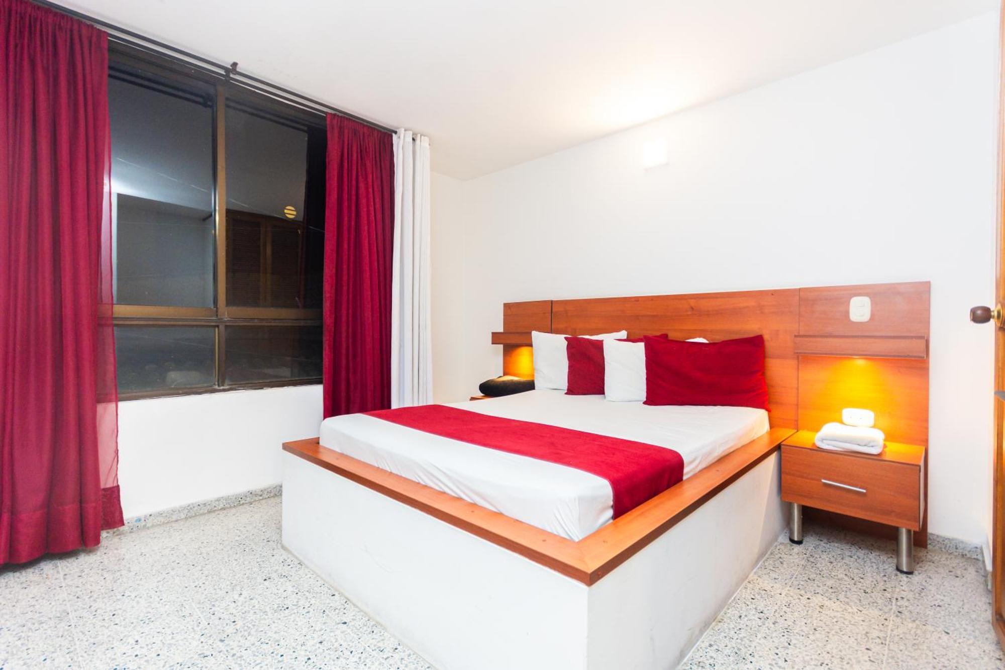 Hotel Bicentenario Рионегро Екстериор снимка