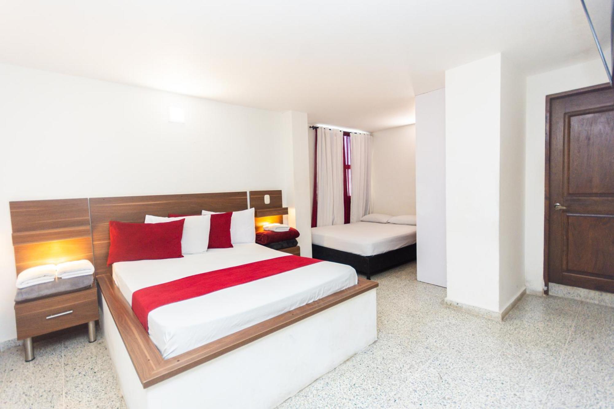 Hotel Bicentenario Рионегро Екстериор снимка