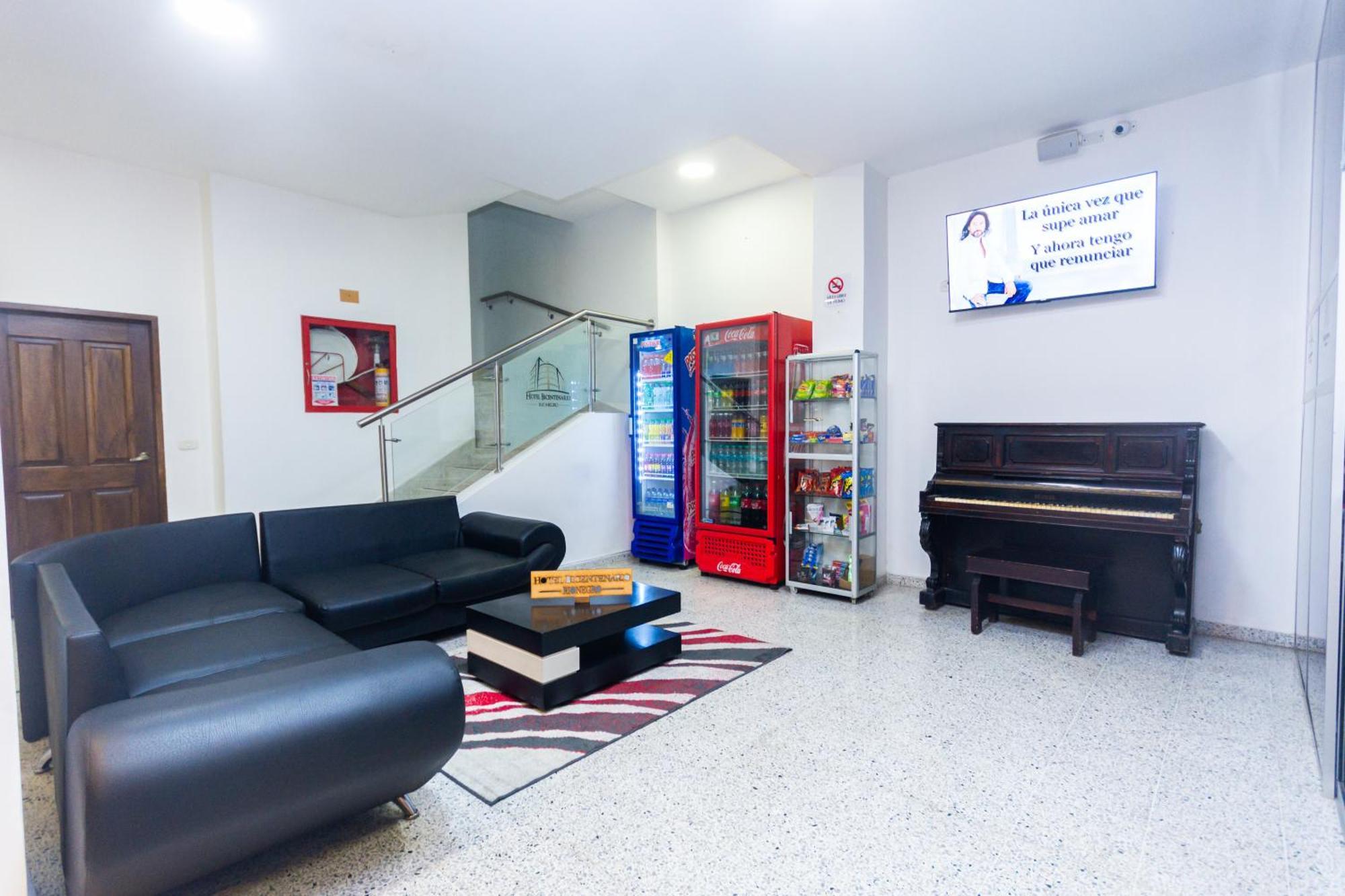 Hotel Bicentenario Рионегро Екстериор снимка